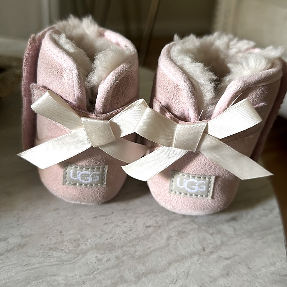 Adorable, baby UGG boots. Very good condition. Dusty pink.